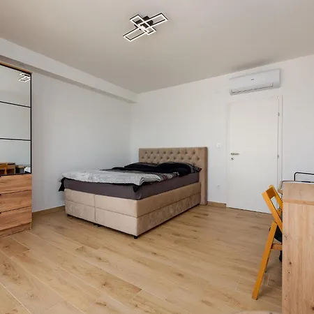 3 Bedroom Stunning In Privlaka (Zadar)