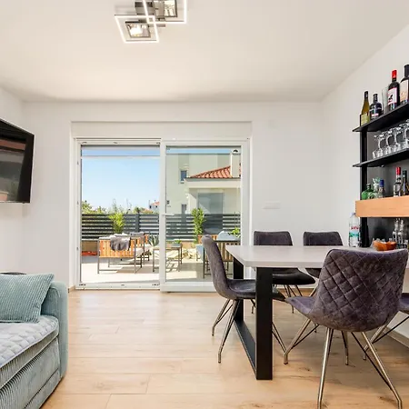 3 Bedroom Stunning In * Privlaka (Zadar)