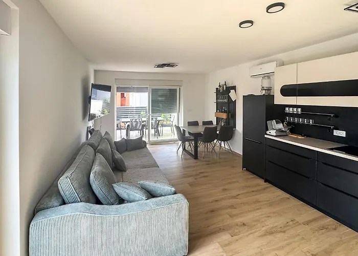 Cozy In With Wifi