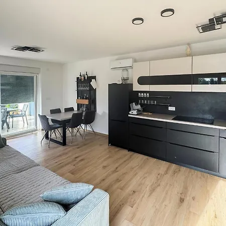 Cozy In With Wifi * Privlaka (Zadar)