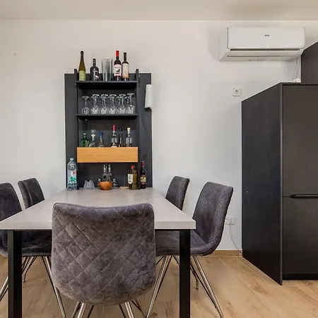 3 Bedroom Stunning In Ferienhaus